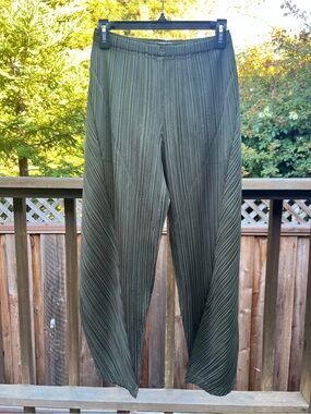 Pleats Please Issey Miyake Olive Elastic-Waist Pants